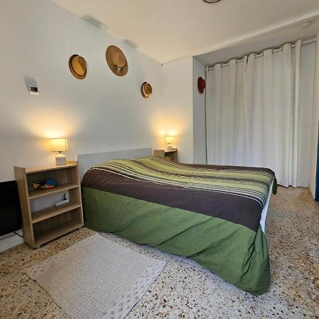 Maisonnette Marine Landeronde Экстерьер фото