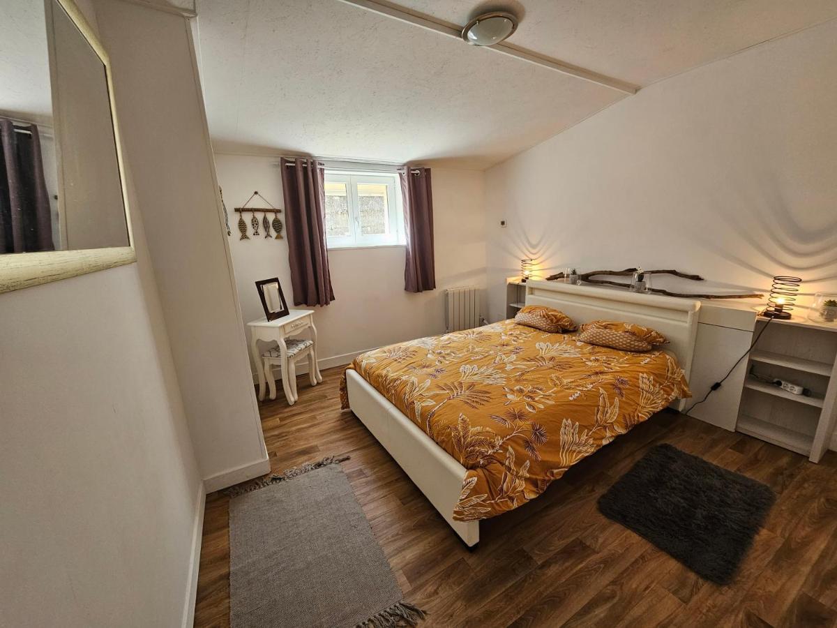 Maisonnette Marine Landeronde Экстерьер фото